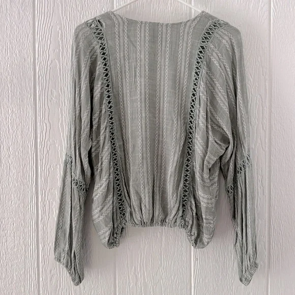 Elan Long Sleeve Crochet Top Womens Size small Boho Peasant Blouse Long Sleeve - Picture 7 of 9